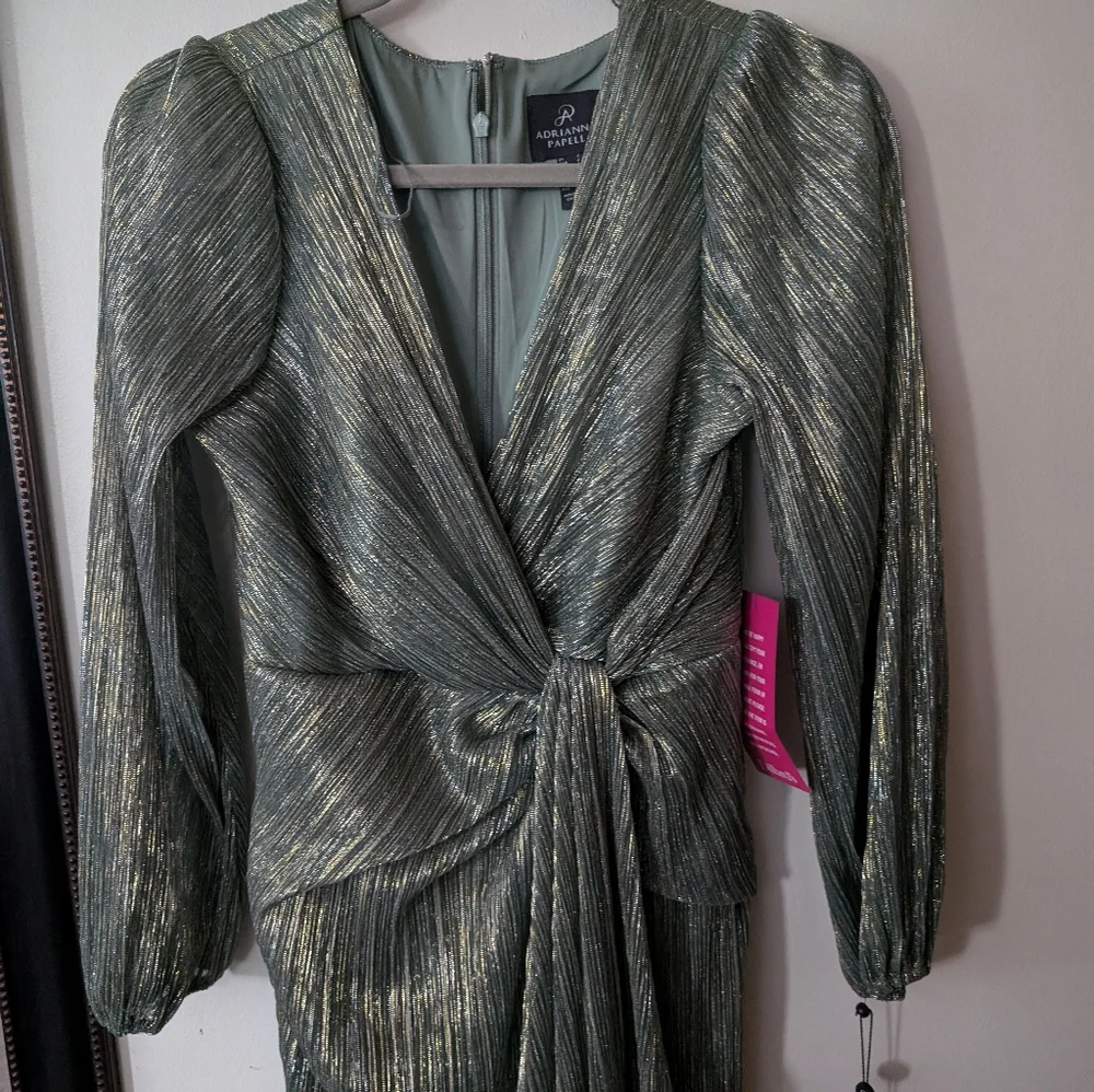 Adrianna Papell Metallic Ruched Gown - Picture 3 of 7